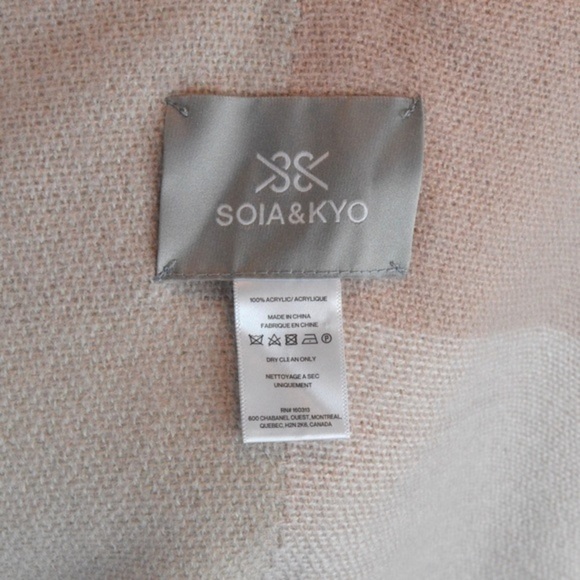 SOIA & KYO Soft Acrylic Wrap Poncho Shawl, Color Block Blush & Cream - One Size - Picture 5 of 11